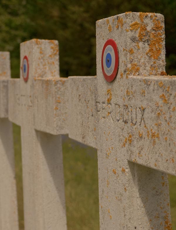 Carrefour de la Resistance à Lorris, Loiret - Cénotaphe
